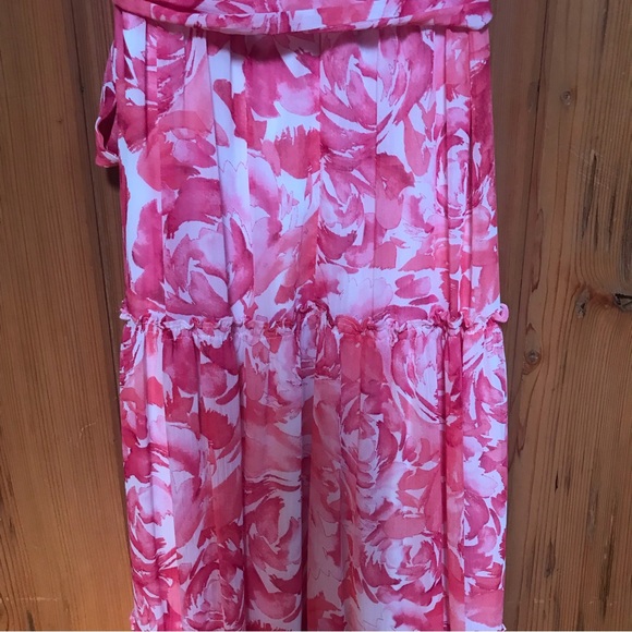 NWT Calvin Klein tiered maxi dress - Picture 6 of 8
